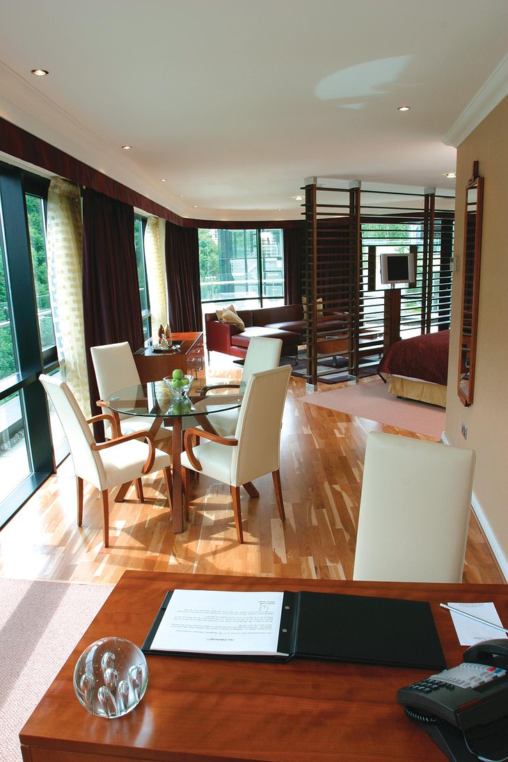 The Glasshouse suite