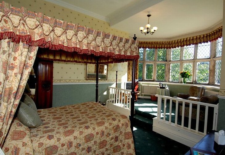Walworth Castle hotel royal room