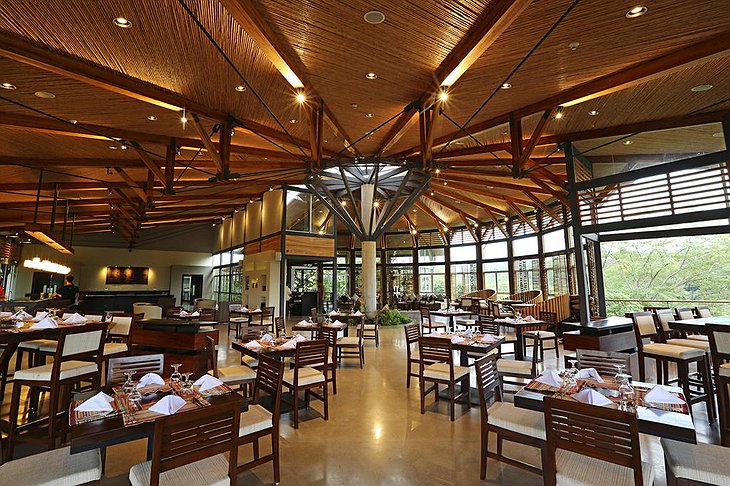 Rio Perdido lodge restaurant