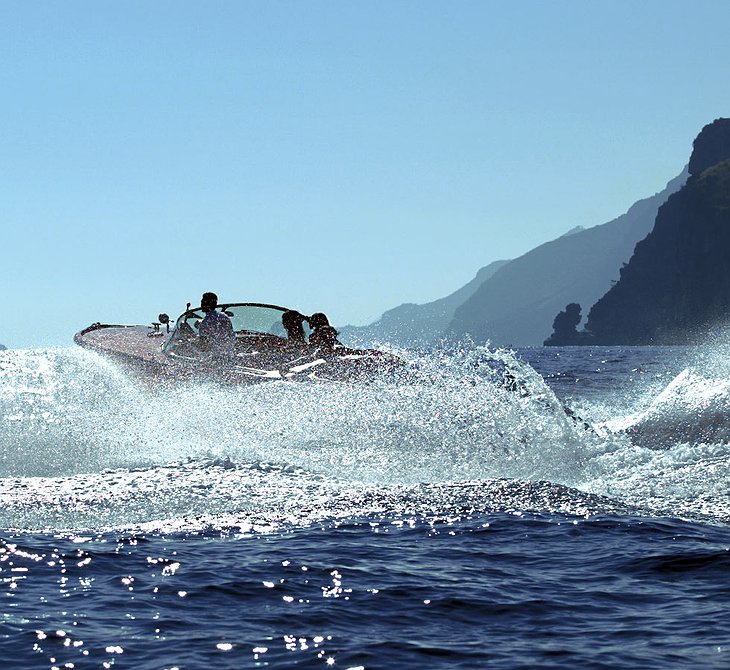 Yachting in Positano