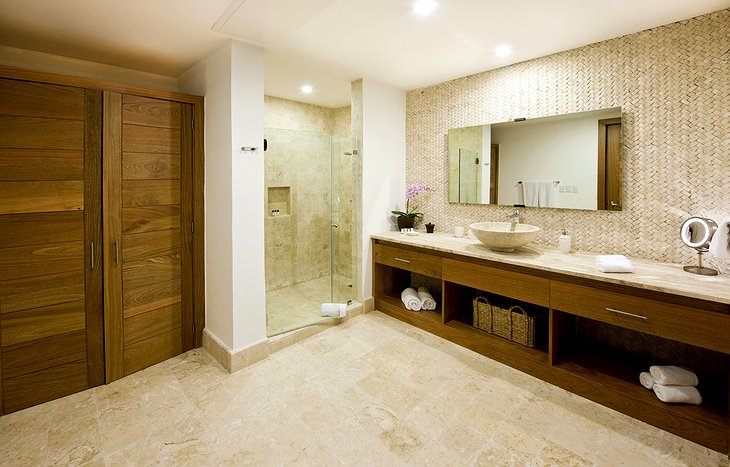 Sublime Samana bathroom