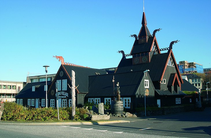 Hotel Viking building