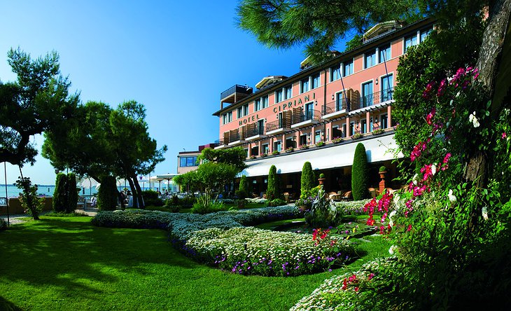 Belmond Hotel Cipriani with garden