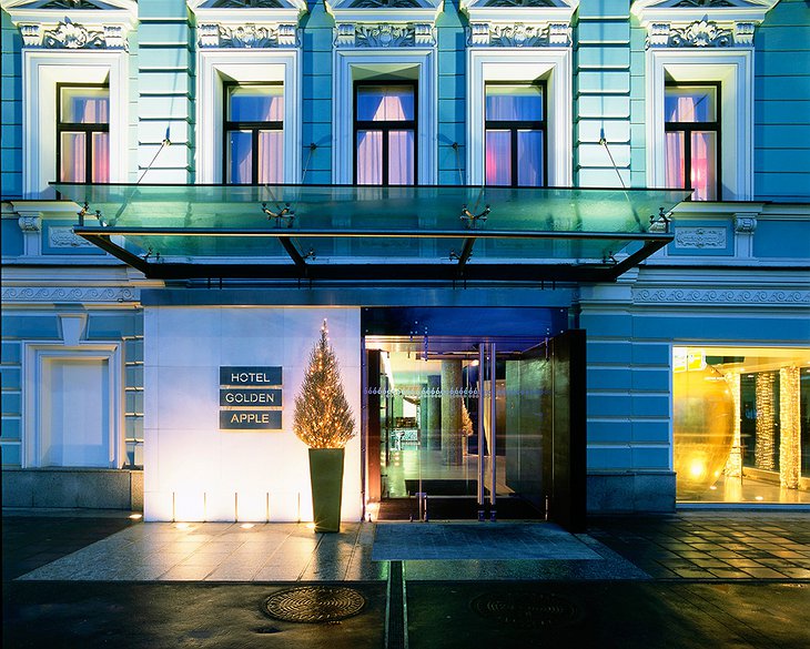 Golden Apple Hotel entrance