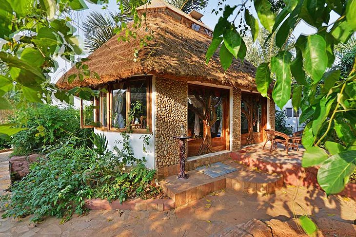 Malakai Eco Lodge Pebble House