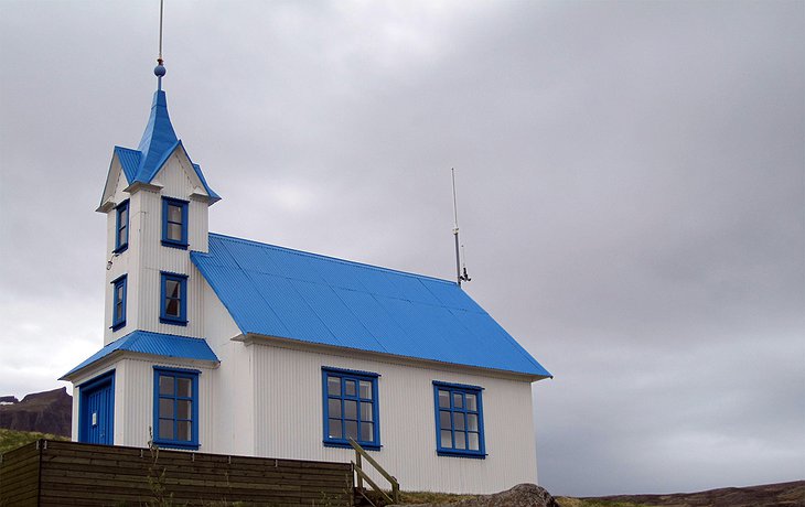 Kirkjubaer Church