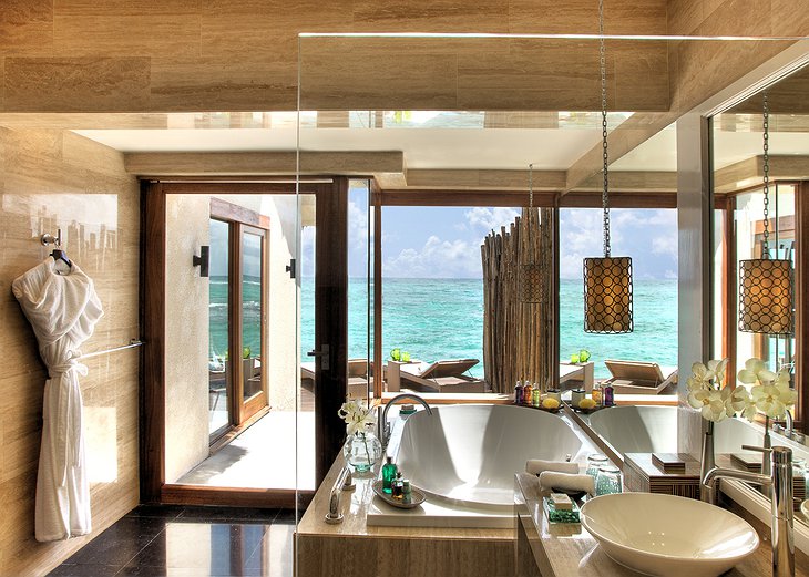 Water Villa bathroom