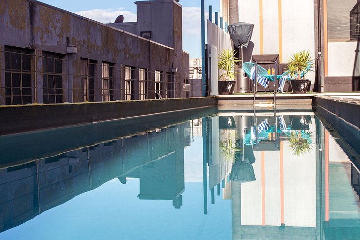 Adelphi Hotel Melbourne pool