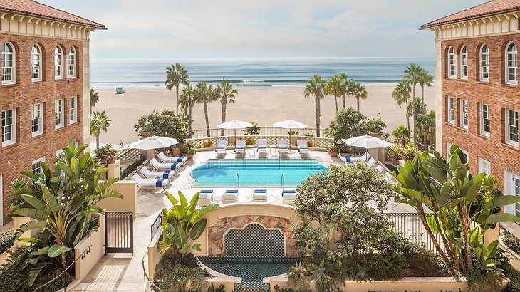 Casa Del Mar Hotel Swimming Pool