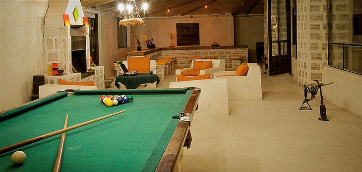 Palacio de Sal pool table