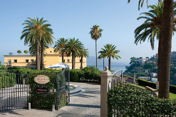 Grand Hotel Angiolieri gate entrance