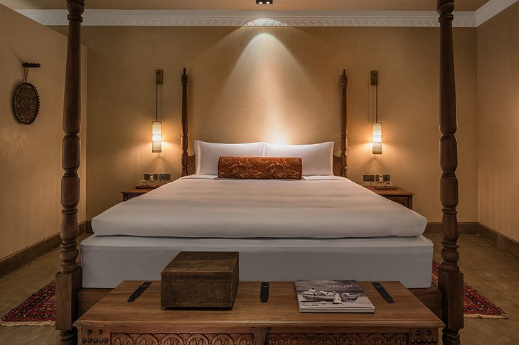 Al Bait Sharjah Grand Suite Bed
