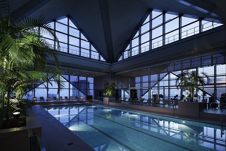 Park Hyatt Tokyo - Club on The Park Indoor Pool