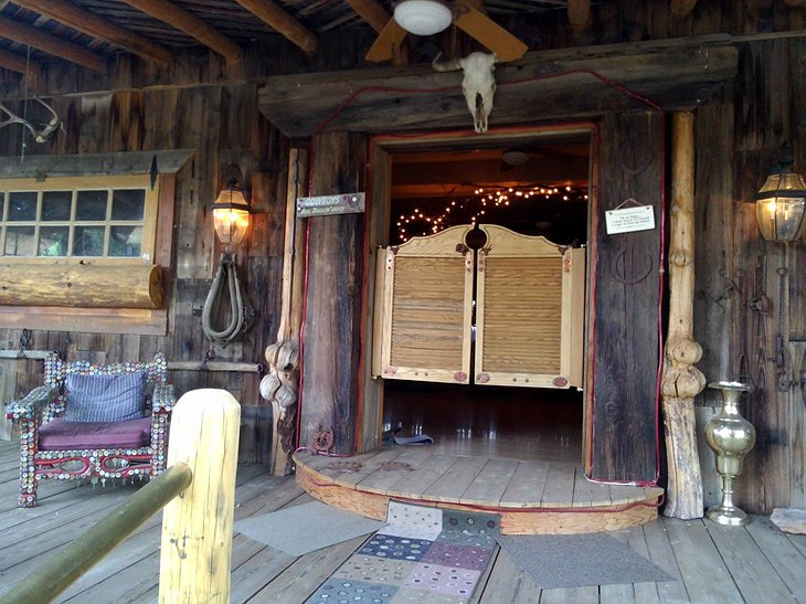 Genuine Draft Horse Ranch salon wing doors