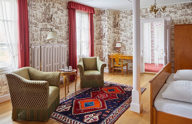 Hotel Bellevue Des Alpes Vintage-Style Room