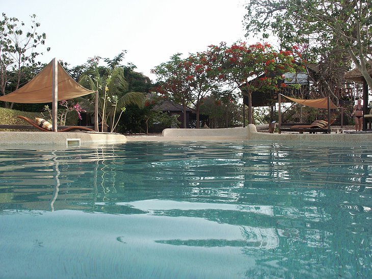 Les Collines De Niassam resort pool