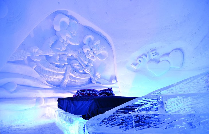Love themed ice room