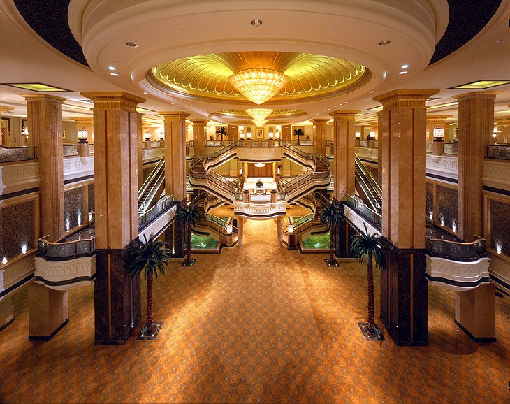 The magnificent lobby of Emirates Palace