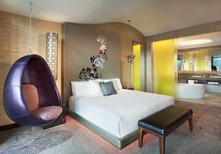 WOW Suite bedroom