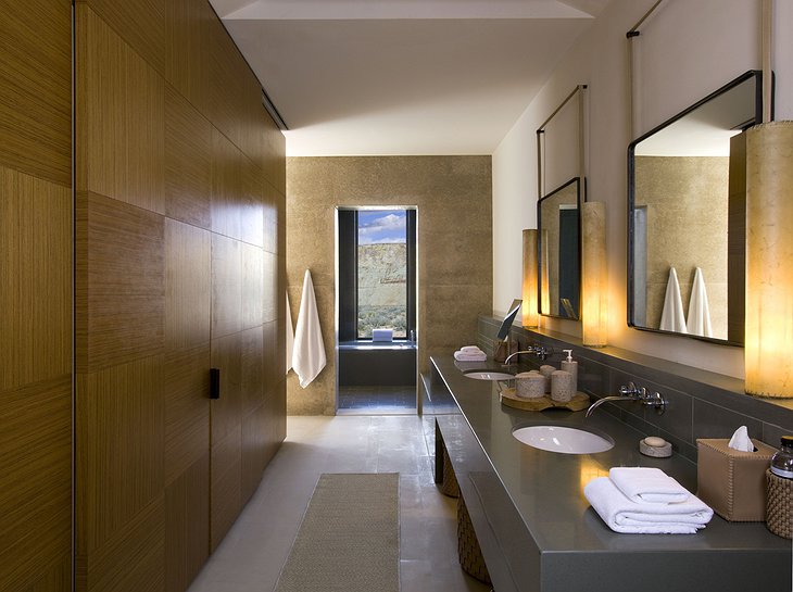 Amangiri Villas bathroom