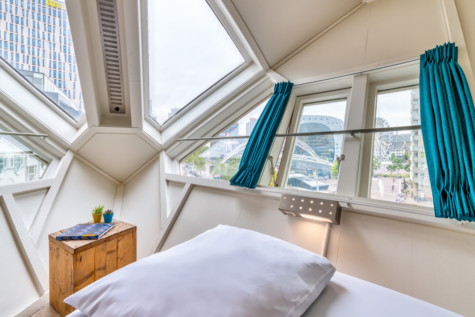 The Cube House Stayokay Hostel Rotterdam Quirky Architecture In The Netherlands