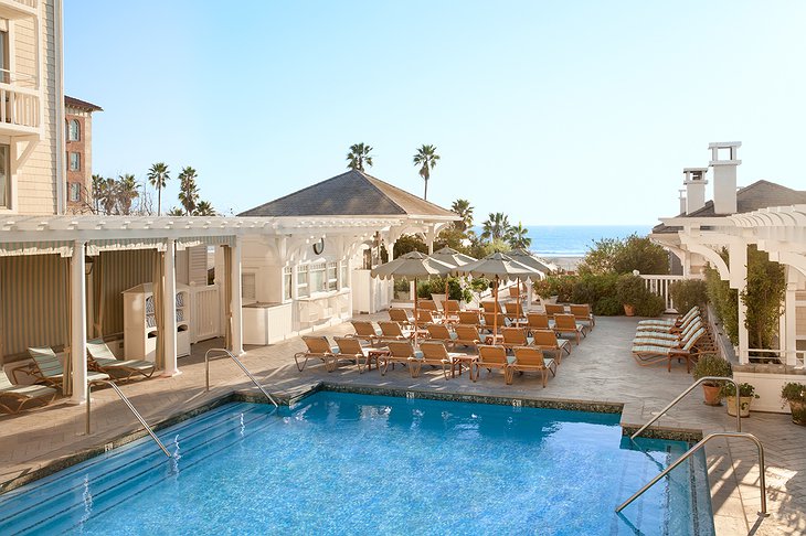 Shutters on the Beach pool