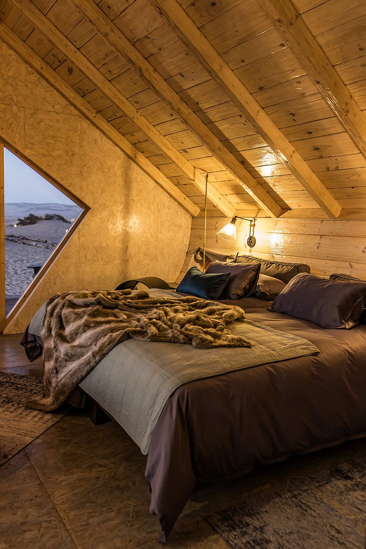 Shipwreck Lodge Bedroom