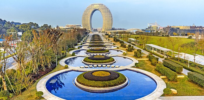 Sheraton Huzhou Hot Spring Resort - Doughnut-Shaped Futuristic Tower