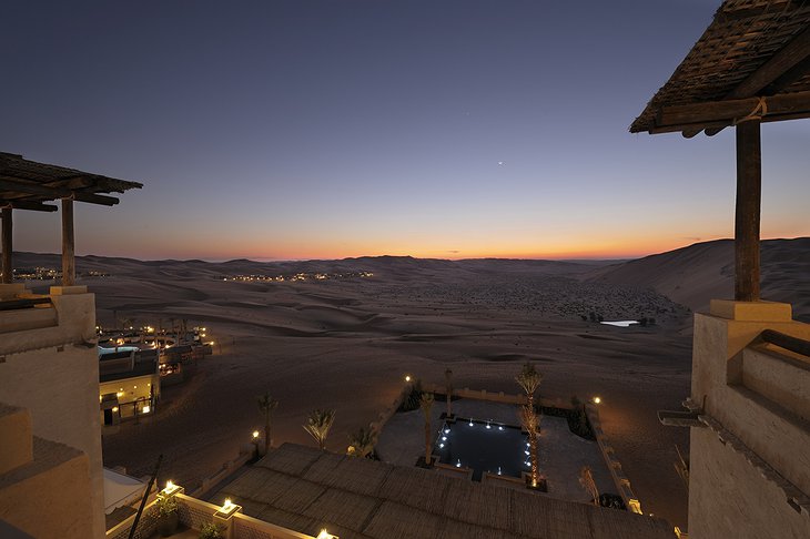 Qasr Al Sarab Desert Resort desert panorama