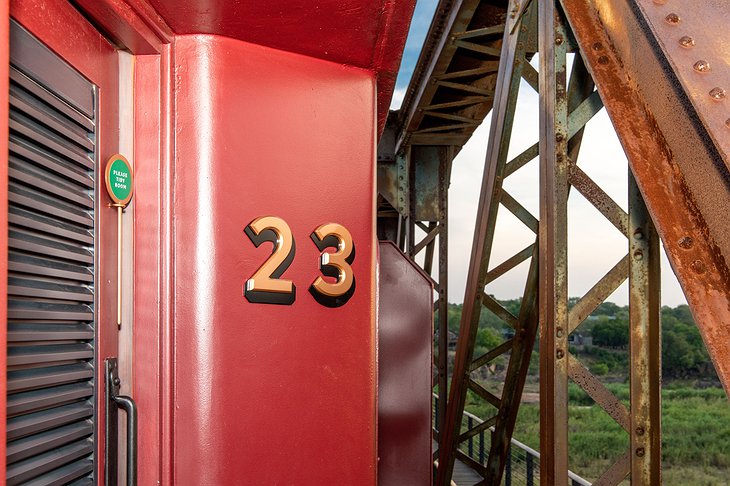 Kruger Shalati - The Train Hotel On The Bridge Room Number