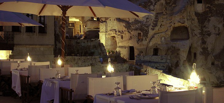 Yunak Evleri rooftop restaurant