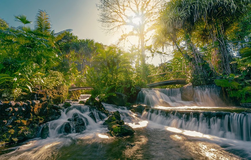 Tabacón Thermal Resort & Spa - The River That Fell Out of a Volcano