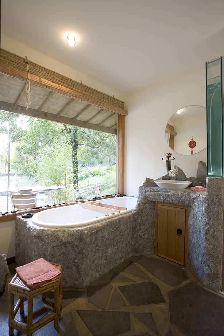 Japanese Zen Retreat bathroom