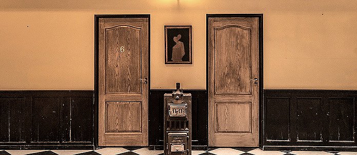 DEL900 Hostel Boutique room doors