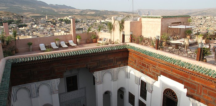 Riad Laaroussa - Your Moroccan Private Spa Palace
