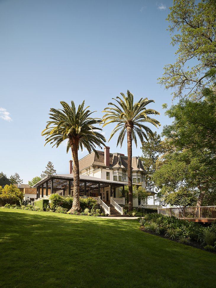 The Madrona Hotel Garden With Palm Trees