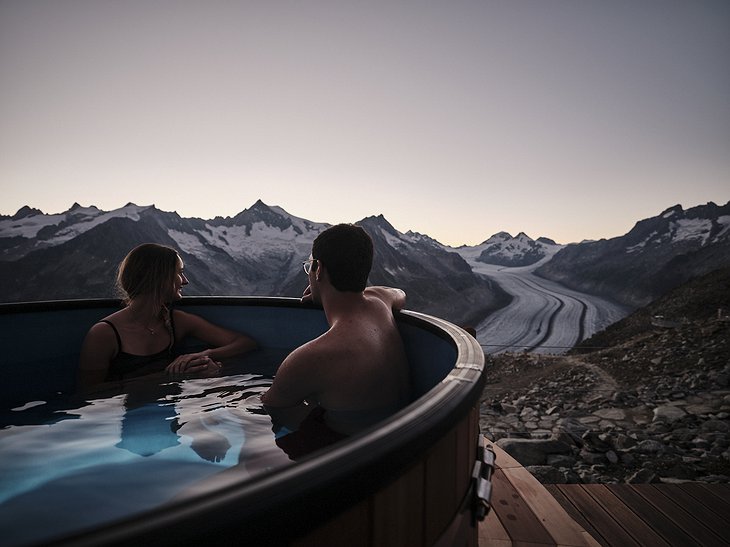 The Cube Aletsch Hot Tub In The High Alps