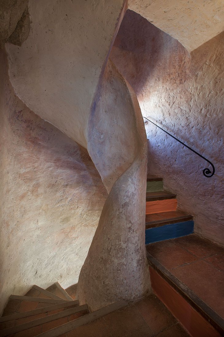 Hotel Cala di Volpe Curvy Staircase