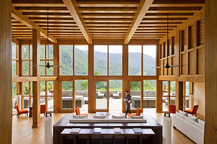 COMO Uma Punakha airy lounge