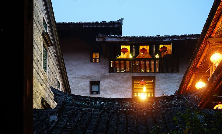 Tulou Fuyulou Changdi Inn Paper Lanterns