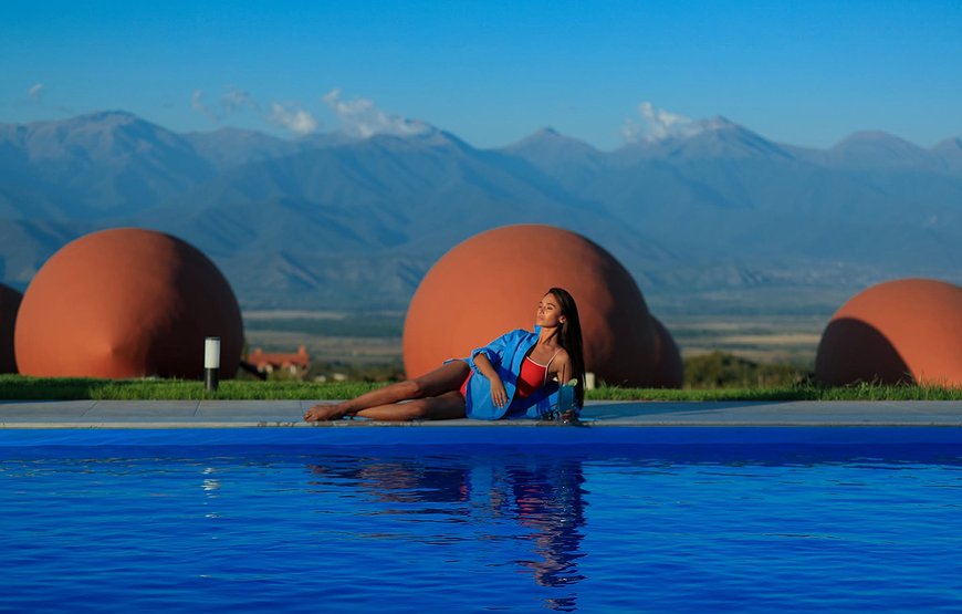 Hotel Qvevrebi - Sleeping Inside A Wine Jug In Georgia's Ancient Vine Country