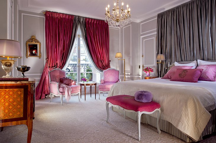 Hotel Plaza Athenee Paris prestige chambre suite