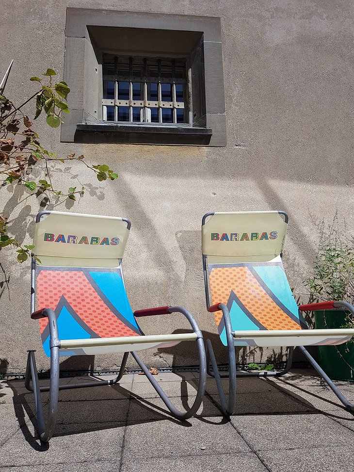Barabas Hotel Courtyard Deck Chairs