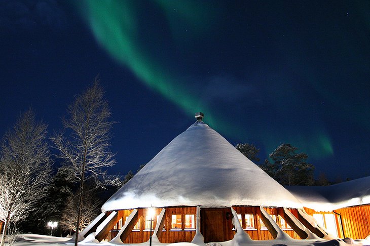 Sorrisniva Igloo Hotel restaurant building