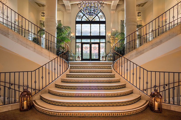 Casa Del Mar Hotel Entrance Staircase