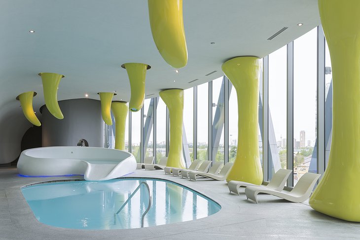 voco Milan-Fiere Hotel Alien Pool