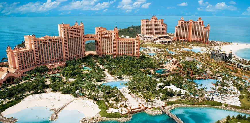 The Royal At Atlantis - Paradise Island Resort In The Bahamas