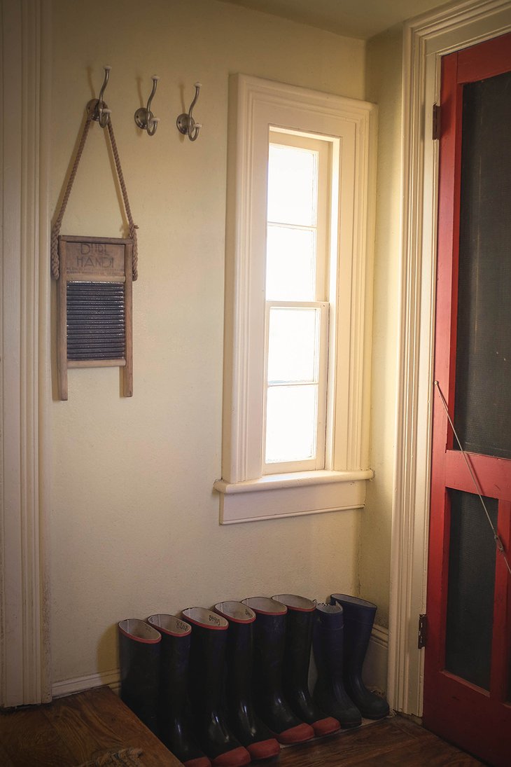 Saugerties Lighthouse front door entrance