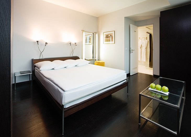 Golden Apple Hotel loft suite bedroom
