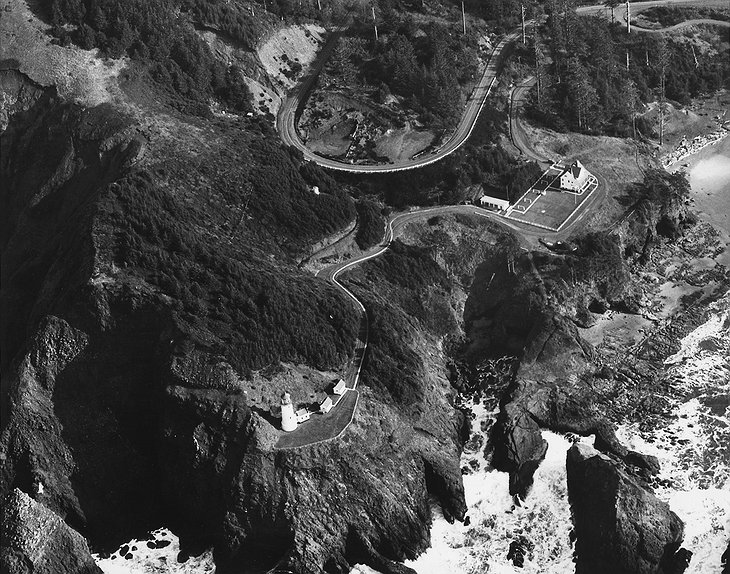 Heceta Head Lighthouse in 1954